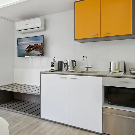 Bright Coastal Studio In St Kilda Beach Area Melbourne Exterior photo